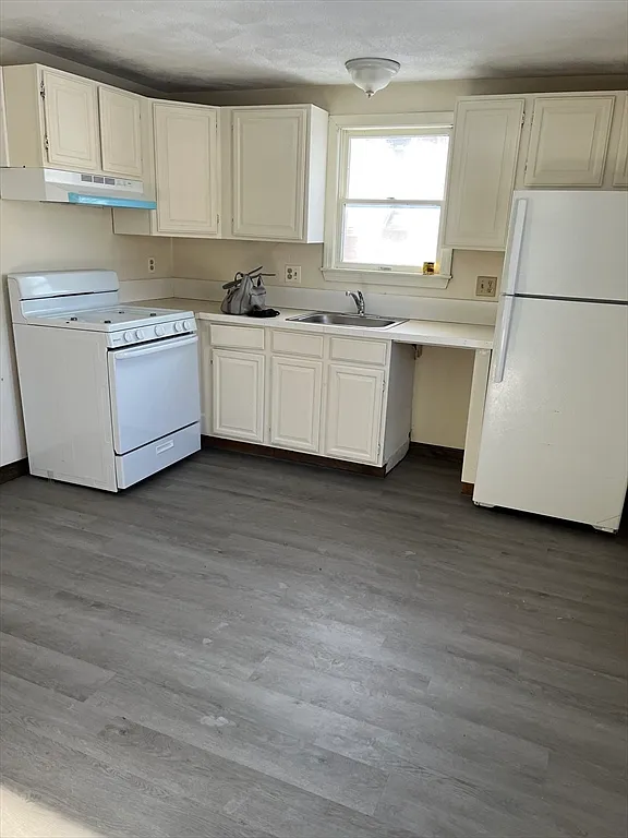 1 bed, 1.0 bath, 600 sqft, $1,950 — Photo 2