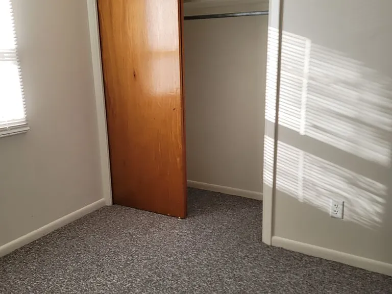 1889 Cherry Ct — Photo 12