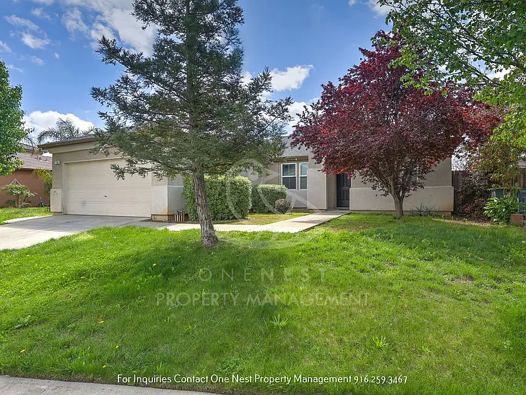 1746 Barney Ave — Photo 1