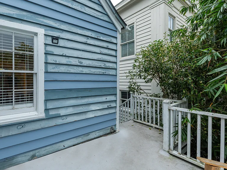 13 Elizabeth St #B — Photo 47