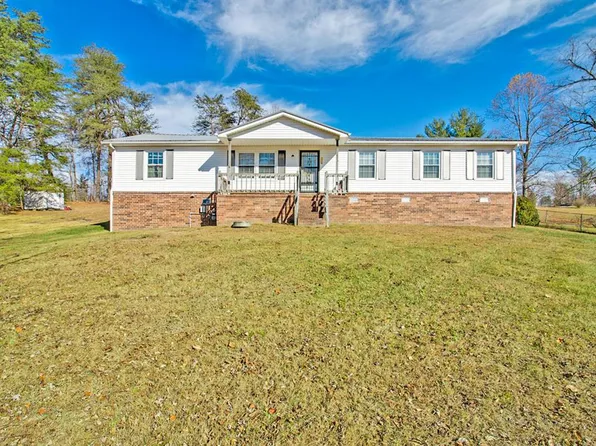 27 Demps St, Spencer, TN 38585