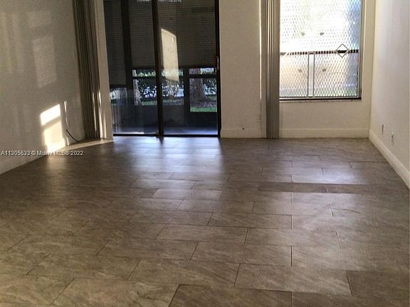 3rd image of 6701 N University Dr APT 120