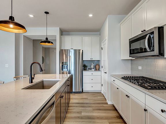 7th image of this home