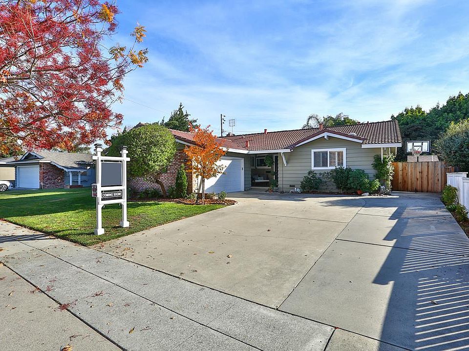 1st image of 1666 Andalusia Way