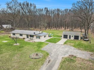 55725 Resort Rd, Three Rivers, MI 49093