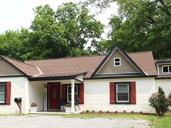 229 Hays Ave, Trenton, TN 38382