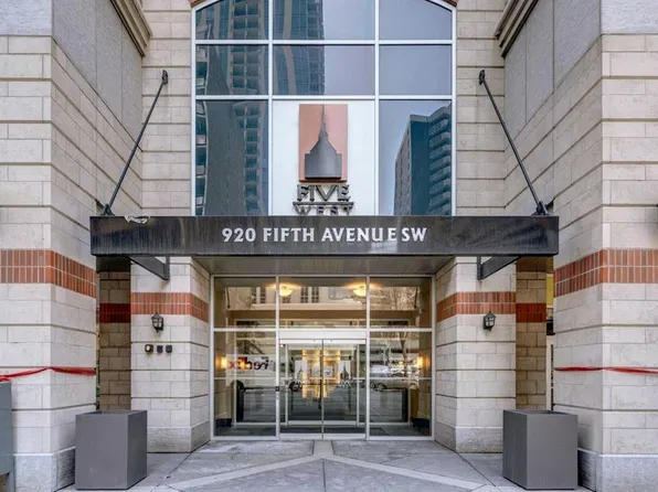920 S 5th Ave SW #1206, Calgary, AB T2P 5P6