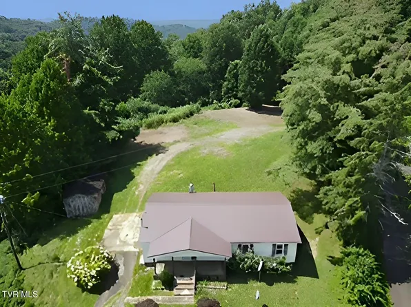 3849 Nealy Rdg, Clinchco, VA 24226