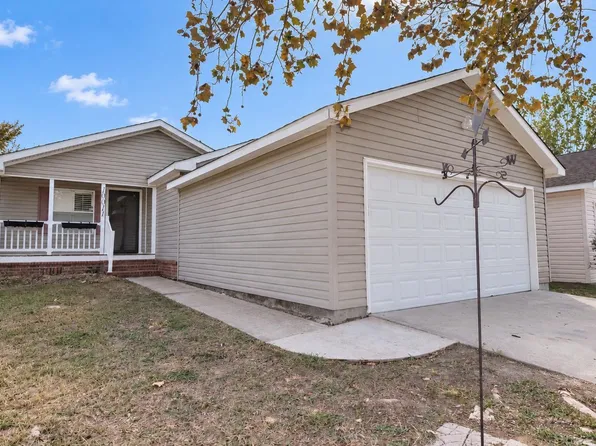 10011 Berrybriar Ln, Tomball, TX 77375
