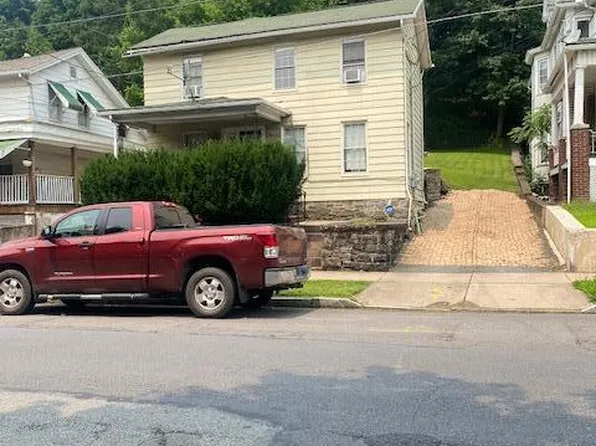 276 N Main St, Wilkes Barre, PA 18702