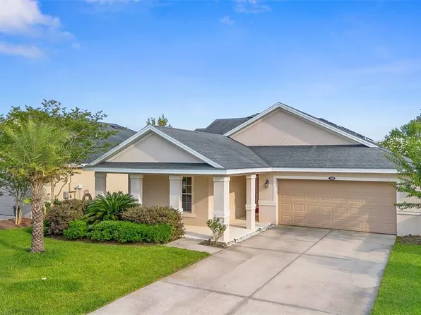 305 Grande Lake Dr, Daytona Beach, FL 32124