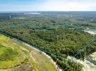 465 Hatcher Cemetery Rd, Freeport, FL 32439