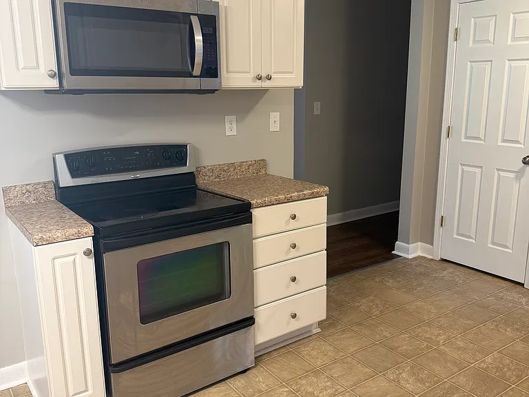131 Brookside Rd — Photo 3