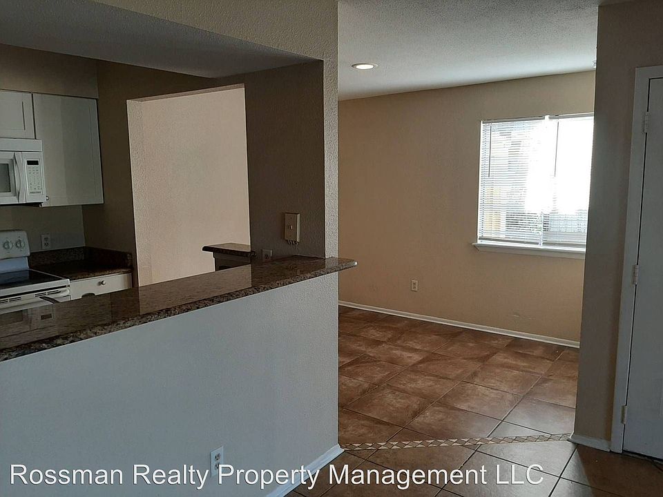 1st image of 2915 Winkler Ave APT 807