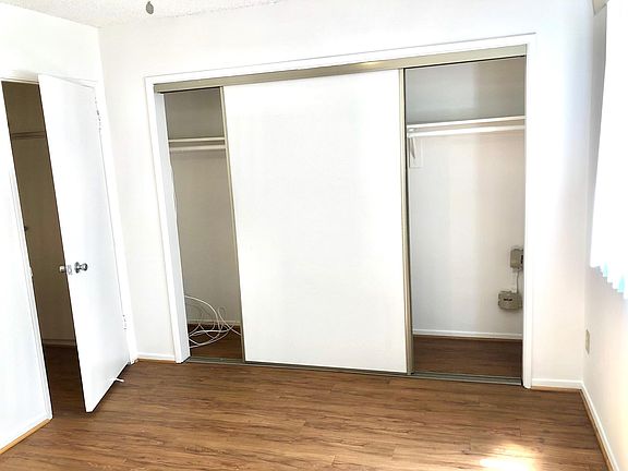 4th image of 12726 Pacific Ave #2