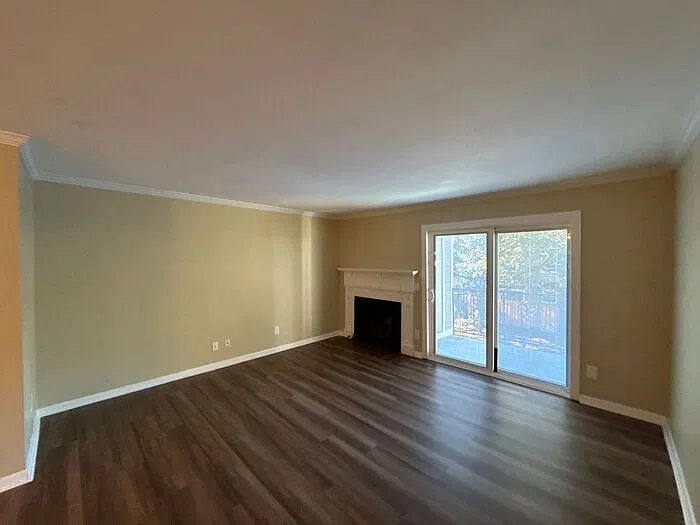 2 bed, 2.0 bath, 960 sqft, $1,450 — Photo 3