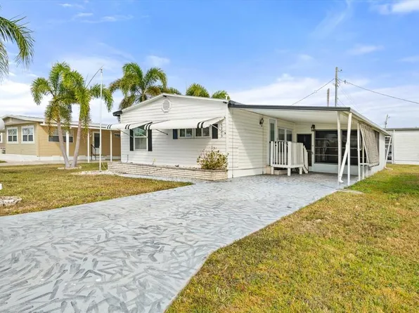 5205 5th St E, Bradenton, FL 34203