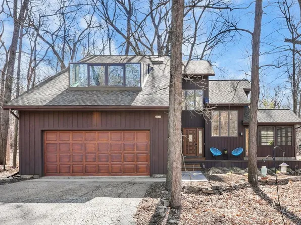 2629 Arboretum Ln, Madison, WI 53713