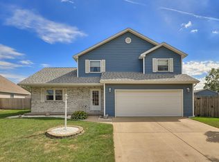 4503 Copper Ridge Rd, Champaign, IL 61822