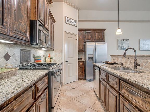 2nd image of 3007 Flint Rock Dr
