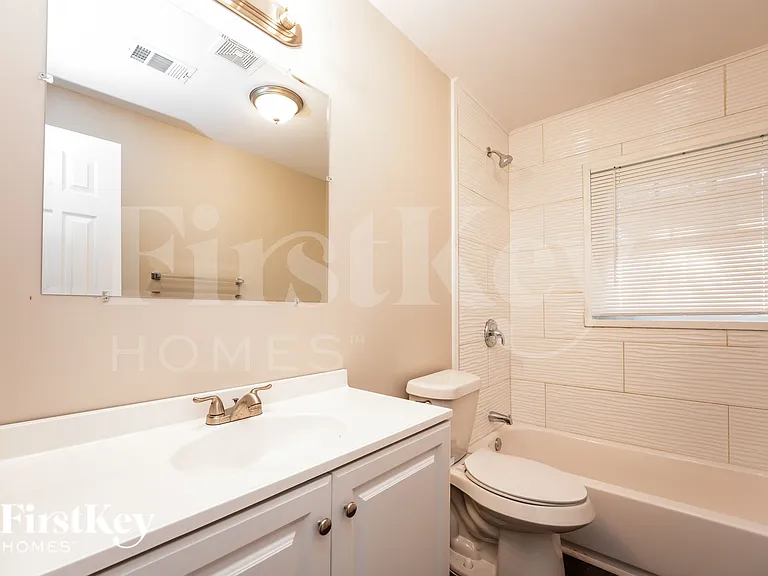 3425 Pinehill Dr — Photo 8