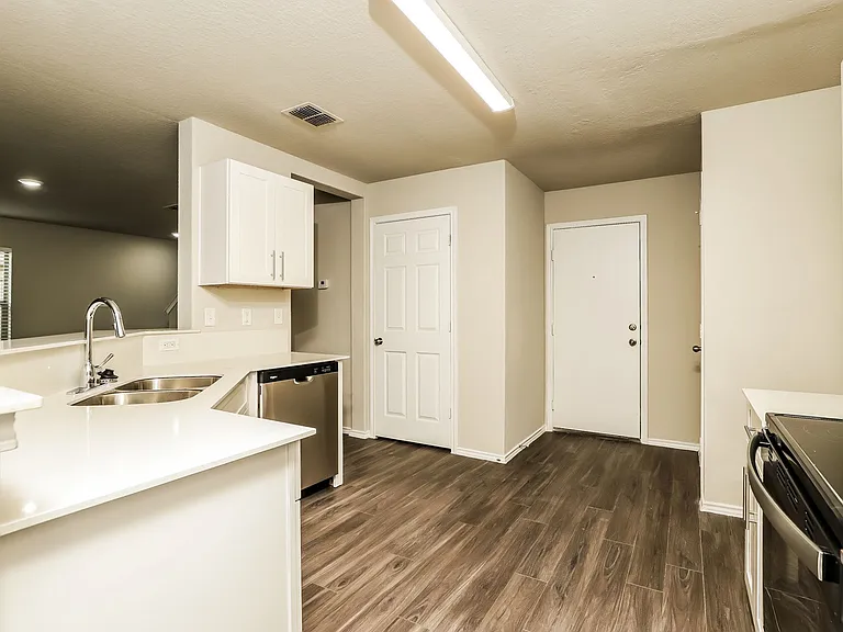 8919 Scarlett Pl — Photo 9