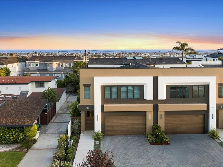 1511 Cliff Dr — Photo 3