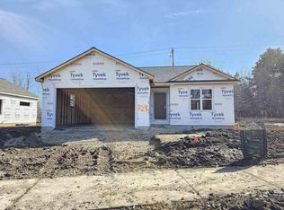 329 Sandmar Dr, Ripon, WI 54971