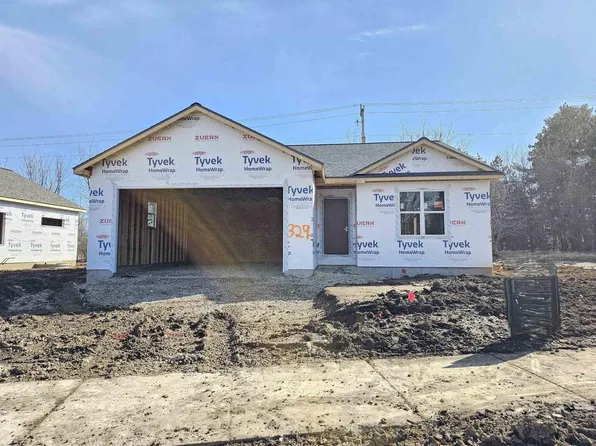 329 Sandmar Drive, Ripon, WI 54971