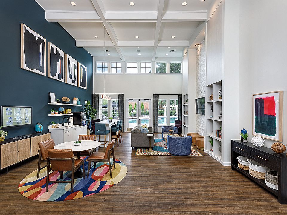 Clubhouse with Coffee Bar and Wi-Fi