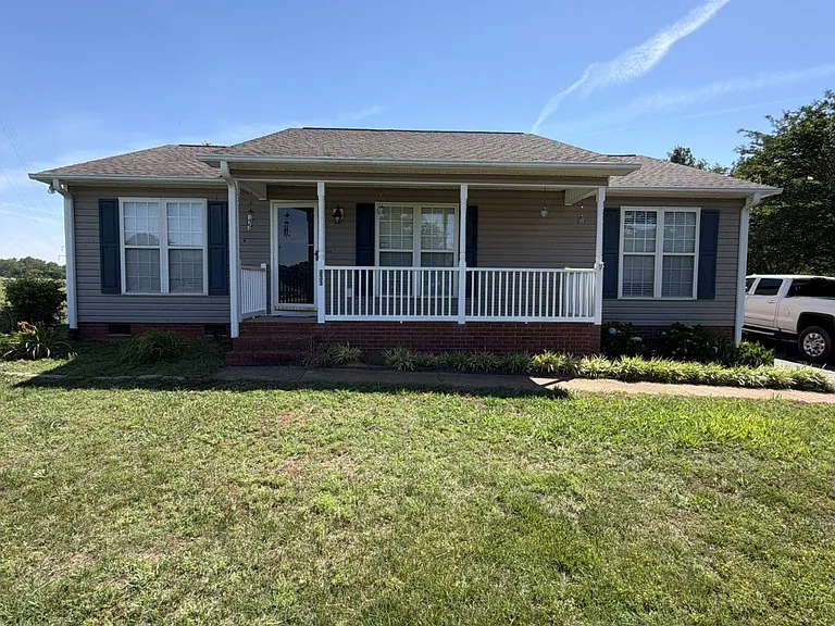133 Beaver Creek Dr — Photo 1