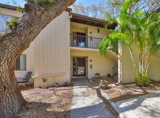 700 Starkey Rd APT 514, Largo, FL 33771