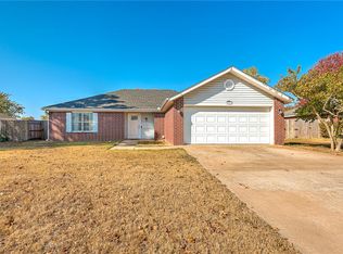 431 Woods Dr, Centerton, AR 72719