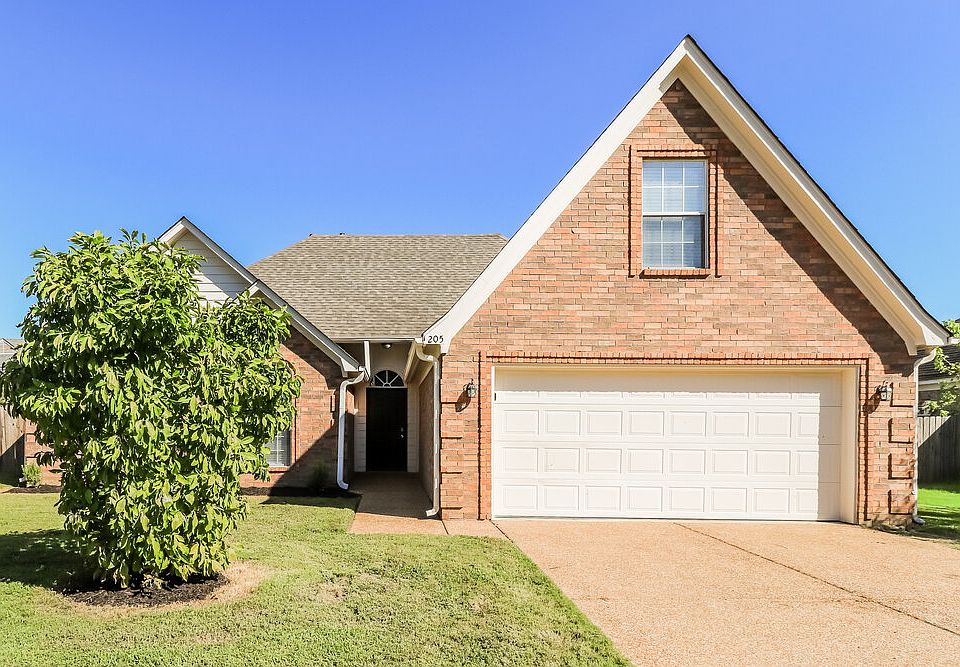 1st image of 205 Cameron Dr
