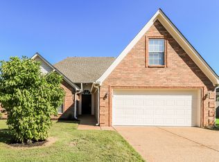 205 Cameron Dr, Oakland, TN 38060