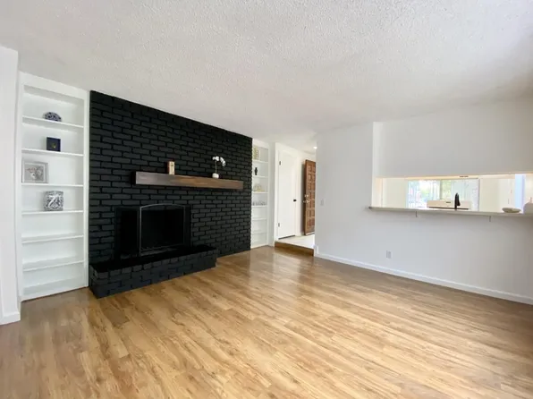 2116 13th St APT 1, Sacramento, CA 95818