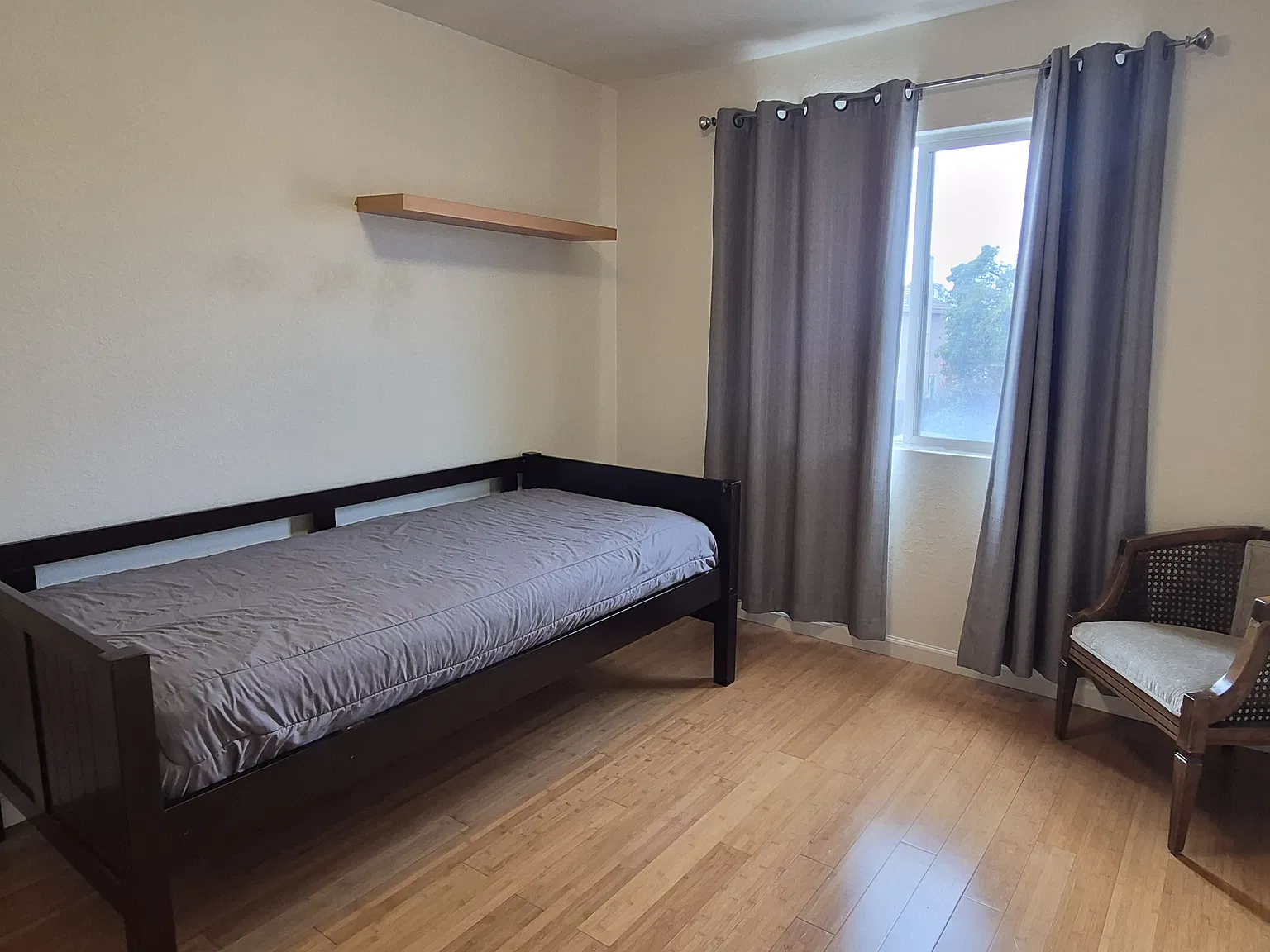 1643 Sunset Point Court Furnished — Photo 1
