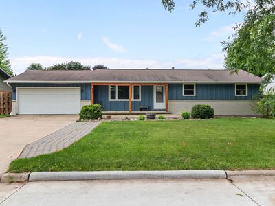617 N Canterbury Dr, Appleton, WI, 54915