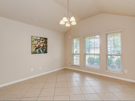 2nd image of 3431 Lilac Ranch Dr