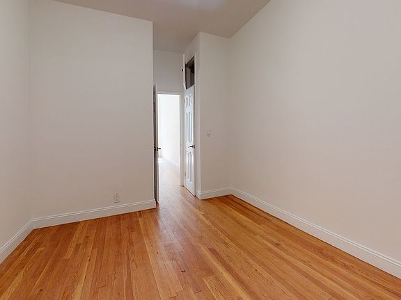 2nd image of 302 E 90th St #2C2