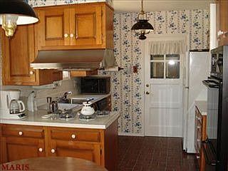 2nd image of 405 Fairwood Ln