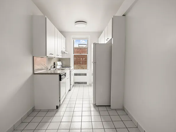 76-12 35th Avenue image 8 of 16