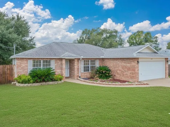 217 Lustan Dr, Crestview, FL 32536