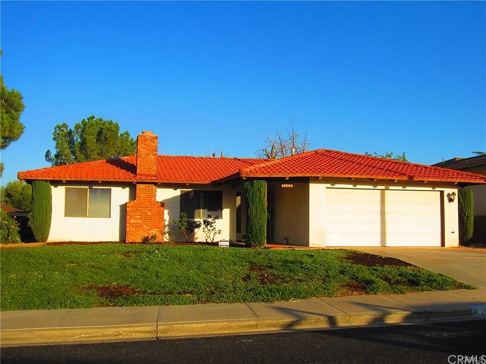1st image of 13853 Arrowhead Dr