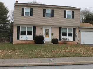 34 Young Ave, Coopersburg, PA