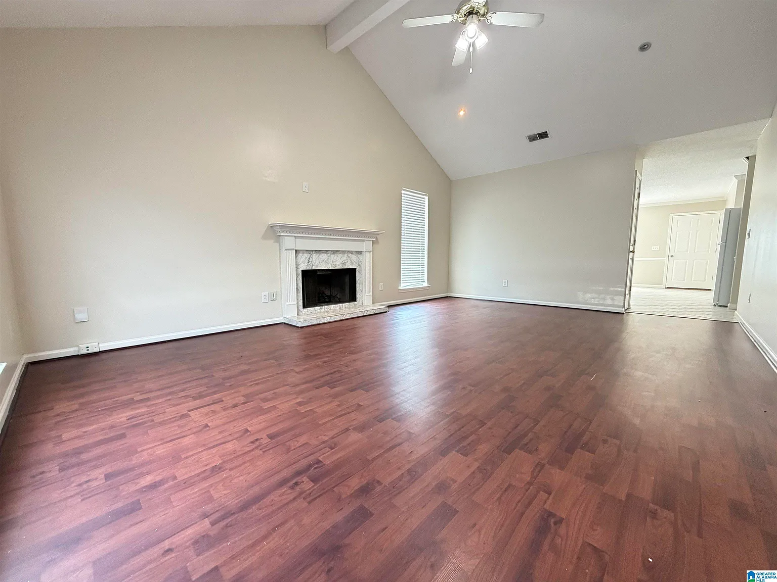 3 bed, 2.0 bath, $2,050 — Photo 4