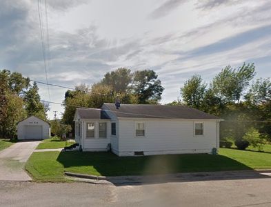 401 Elm St, Hanover, IL, 61041
