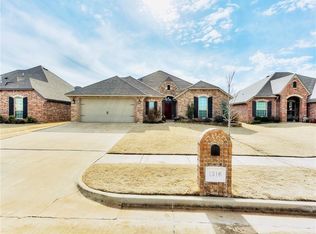 1316 Luke Ln, Norman, OK 73072