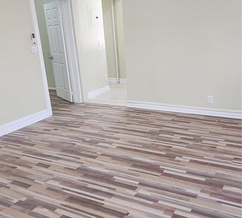 3rd image of 13721 218th St Floor 1