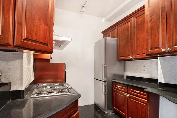 Rented by WAM Partners - William Moses Co. | media 72